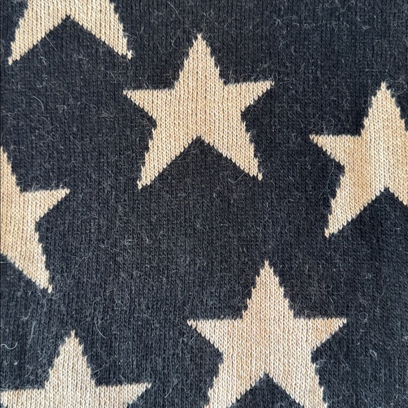 Brandy Melville Star Pattern Black & Grey Wool Blend Italian Sweater Size OS - Picture 6 of 11